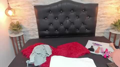 Snapshot of francesca_bbw chatting on 26, 7, 2026 online show from 26, 7, 2026