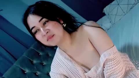 Snapshot of franchesca_fucks chatting on 7, 5, 2026 LOVE online show from 7, 5, 2026