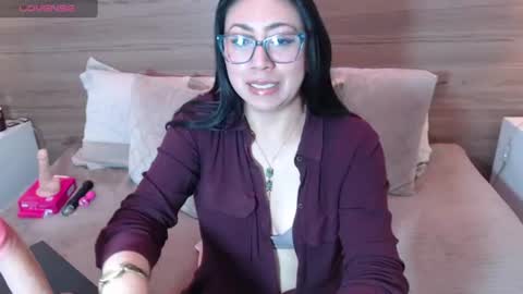 Snapshot of francisca_vera chatting on 3, 7, 2026 francisca_vera online show from 3, 7, 2026