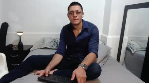 Snapshot of frank_millers chatting on 5, 6, 2026 Frank online show from 5, 6, 2026