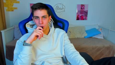 Frank online show from 9, 3, 2025