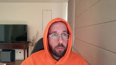 frank_perry2332 online show from 20, 4, 2026