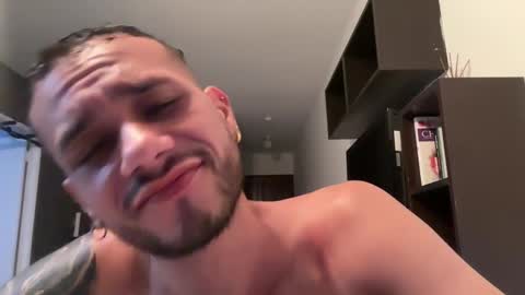 Snapshot of frankcokxxx chatting on 23, 2, 2025 Frankboxxx and mat online show from 23, 2, 2025