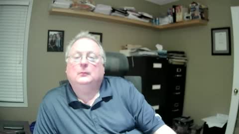 Snapshot of frankie6207 chatting on 2, 10, 2025 frankie6207 online show from 2, 10, 2025