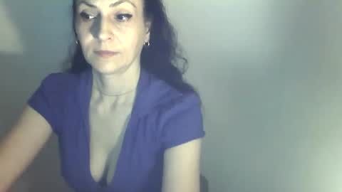 frankieteasing online show from 11, 1, 2025