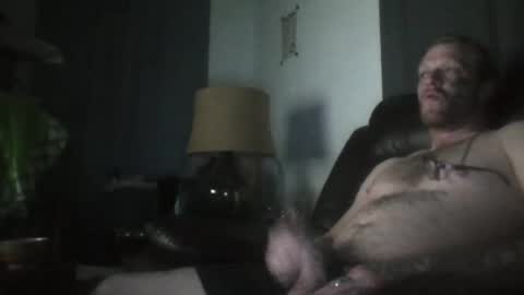 Snapshot of frankyb0yforeal chatting on 19, 5, 2026 frankyb0yforeal online show from 19, 5, 2026