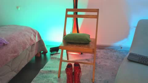 Fransheska online show from 12, 4, 2026