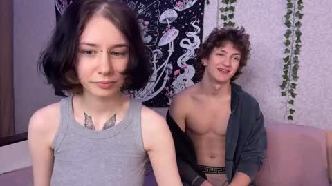 mistress Bastet and  mintcola online show from 19, 12, 2025