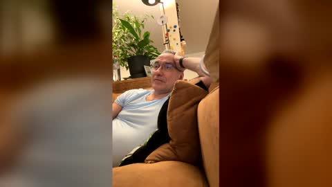 Snapshot of fravka chatting on 6, 3, 2026 fravka online show from 6, 3, 2026