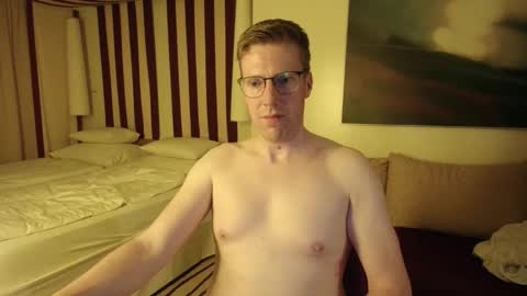 Snapshot of fraxxy chatting on 20, 5, 2026 Fraxxy online show from 20, 5, 2026