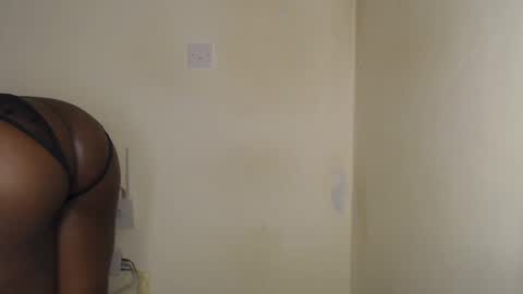 Snapshot of freaky_ass chatting on 26, 1, 2025 Berry online show from 26, 1, 2025