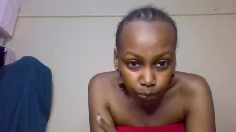 Snapshot of freaky_beauty chatting on 6, 7, 2026 freaky_beauty online show from 6, 7, 2026