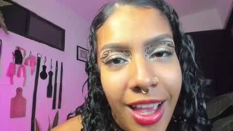 Lia Gomez online show from 17, 12, 2025