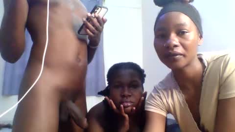 freakyg292511 online show from 27, 3, 2026