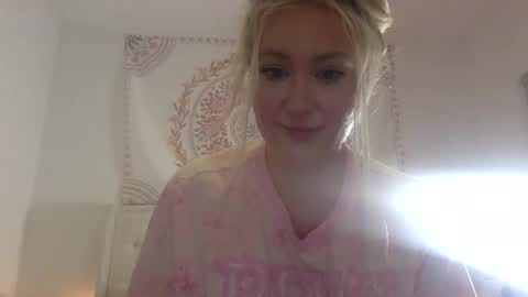Snapshot of freakymadison chatting on 8, 5, 2026 freakymadison online show from 8, 5, 2026