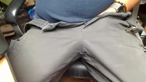 Snapshot of freddy037 chatting on 10, 10, 2025 freddy037 online show from 10, 10, 2025