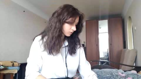 Mia online show from 13, 10, 2025