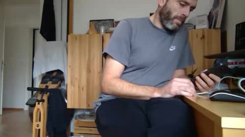 Snapshot of free_love_for_everyone chatting on 6, 2, 2026 free_love_for_everyone online show from 6, 2, 2026