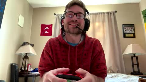 Snapshot of freezeskiii chatting on 4, 12, 2025 freezeskiii online show from 4, 12, 2025