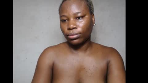 frekkymorelle online show from 23, 10, 2025