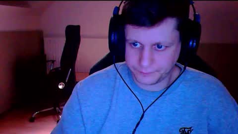 Snapshot of frenchfrieswithmayo chatting on 6, 10, 2025 French fries online show from 6, 10, 2025