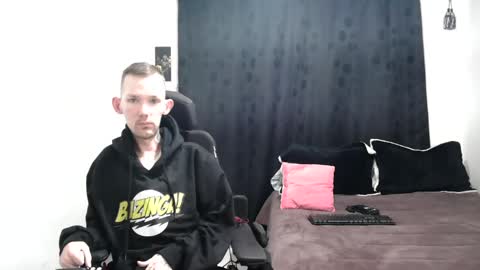 Thomas y Sophia online show from 4, 1, 2025