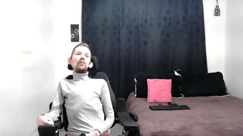 Thomas y Sophia online show from 28, 2, 2025