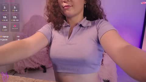 Snapshot of fresita44 chatting on 9, 9, 2025 see u 500 pm hora col online show from 9, 9, 2025