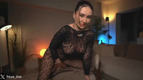 Snapshot of freya_ chatting on 28, 4, 2026 Freya online show from 28, 4, 2026