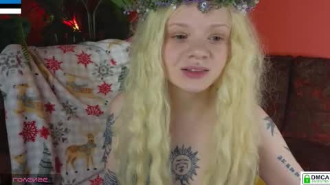 Snapshot of freya_heya chatting on 9, 11, 2025 Freya online show from 9, 11, 2025