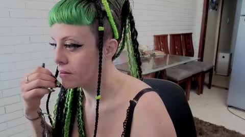 freyaa_sorceress online show from 26, 10, 2025