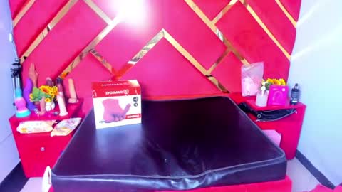 Snapshot of freyja_naugthy chatting on 21, 7, 2026 freyja_naugthy online show from 21, 7, 2026