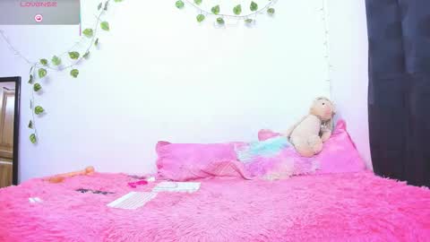 Freyja Rouse online show from 18, 1, 2026