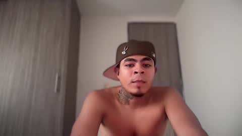 Snapshot of freyva_ chatting on 11, 3, 2025 freyva_ online show from 11, 3, 2025