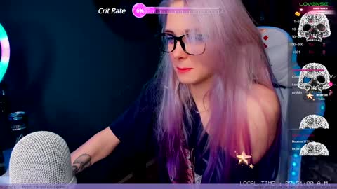 Snapshot of frida_fortune chatting on 24, 12, 2024 Frida A boost to fortune for the one who gives a thumbs up and a bonus lucky for those who support me by joining the fanclub online show from 24, 12, 2024