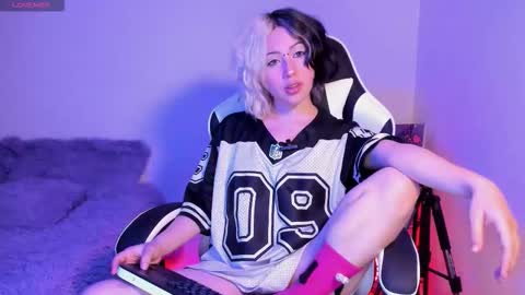 Snapshot of frida_lassi_ chatting on 5, 10, 2025 frida_lassi_ online show from 5, 10, 2025