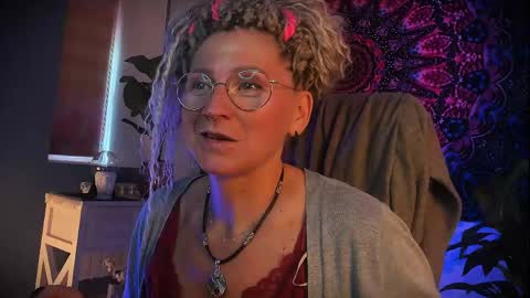 Snapshot of fridatander chatting on 31, 5, 2026 Frida Tander online show from 31, 5, 2026