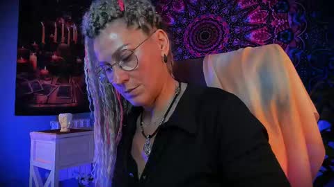 Snapshot of fridatander chatting on 5, 6, 2026 Frida Tander online show from 5, 6, 2026