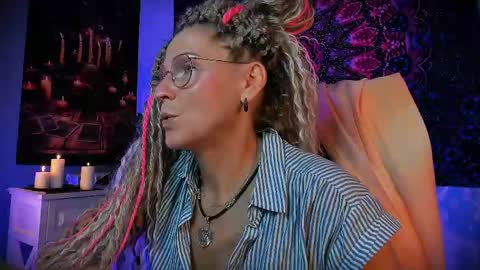 Snapshot of fridatander chatting on 8, 6, 2026 Frida Tander online show from 8, 6, 2026