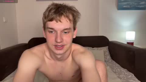 Snapshot of friday_gay_dude chatting on 19, 6, 2026 Andrew online show from 19, 6, 2026