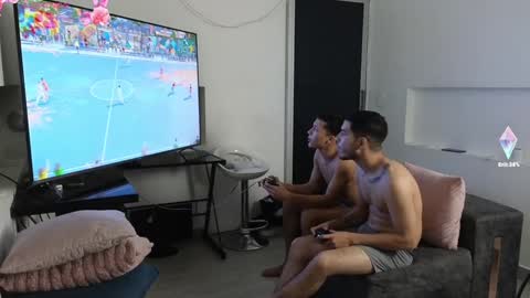 Snapshot of friendsbi_sextape chatting on 28, 12, 2024 Bella Fran Steven and Pepe online show from 28, 12, 2024