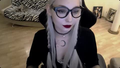 Lilith online show from 21, 11, 2025