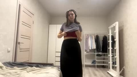 Emily online show from 25, 9, 2025