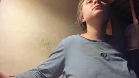 Snapshot of frumcake chatting on 29, 12, 2024 FrumCake online show from 29, 12, 2024