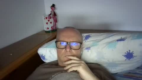 Snapshot of frustino75 chatting on 16, 6, 2026 Frustino online show from 16, 6, 2026