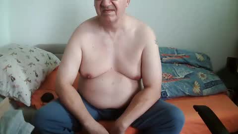 Snapshot of frycxxx chatting on 9, 3, 2025 frycxxx online show from 9, 3, 2025