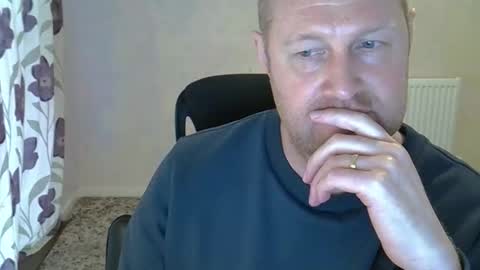 Snapshot of fuck_buddy_uk chatting on 26, 2, 2026 Fuck Buddy UK online show from 26, 2, 2026