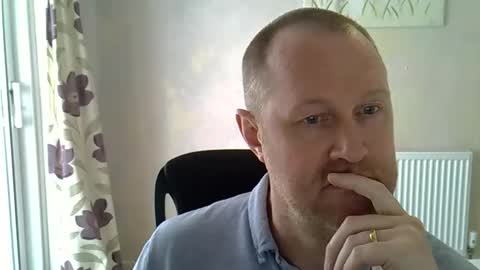 Snapshot of fuck_buddy_uk chatting on 7, 5, 2026 Fuck Buddy UK online show from 7, 5, 2026