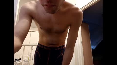 fuckdutchy1998 online show from 18, 1, 2026