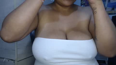 Mia and Gary  online show from 1, 12, 2025